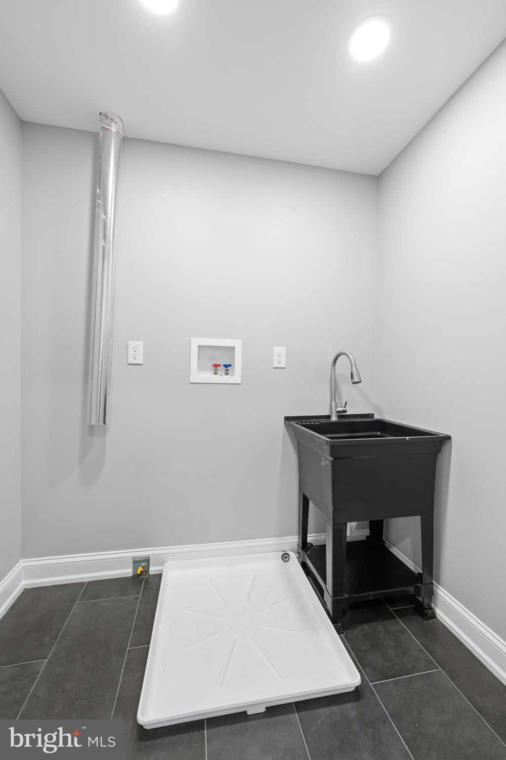 771 Worthington Road Wayne, PA 19087 - Photo 19 of 51 Laundry Room