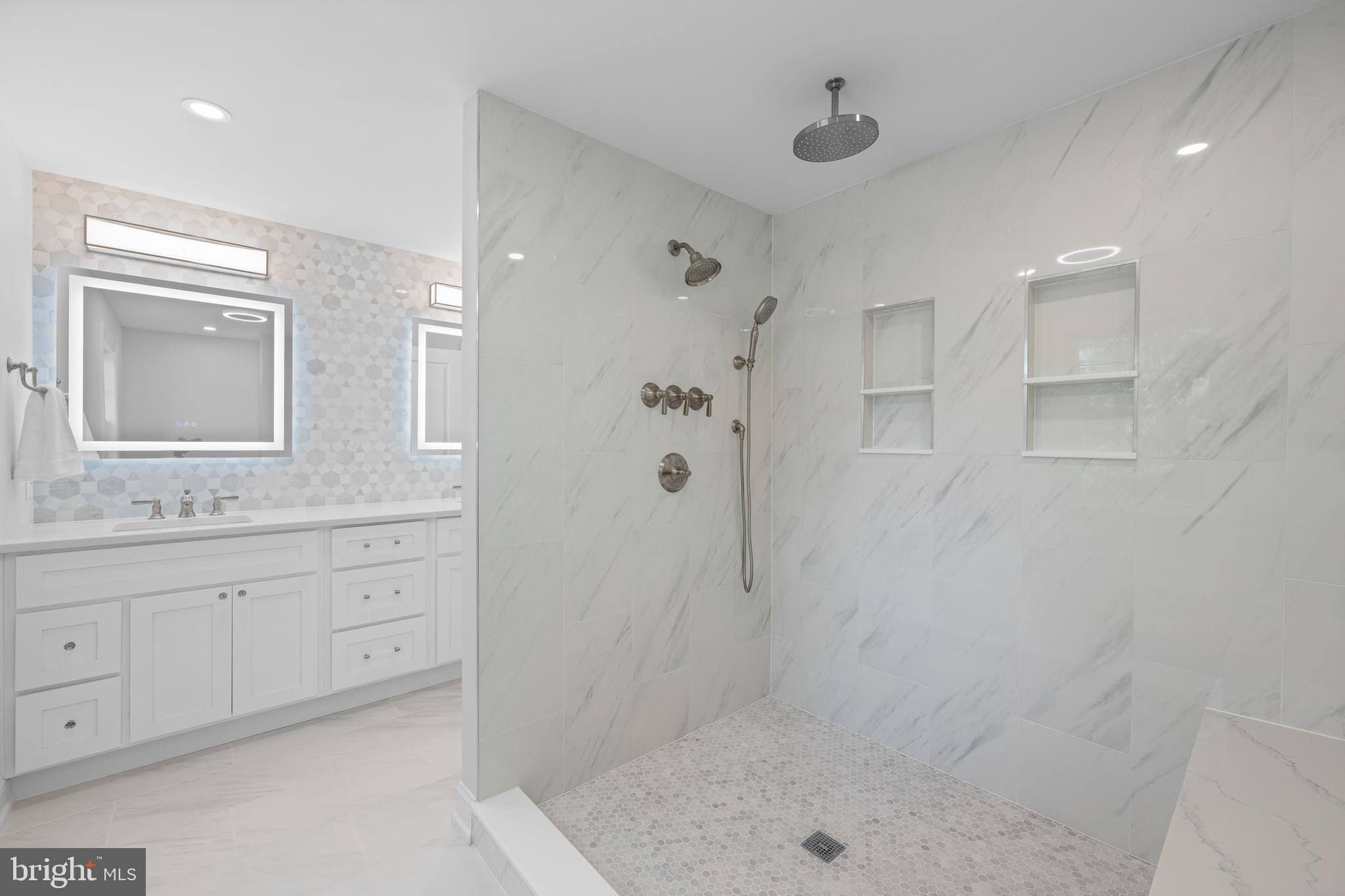 771 Worthington Road Wayne, PA 19087 - Photo 25 of 51 Primary Bathroom