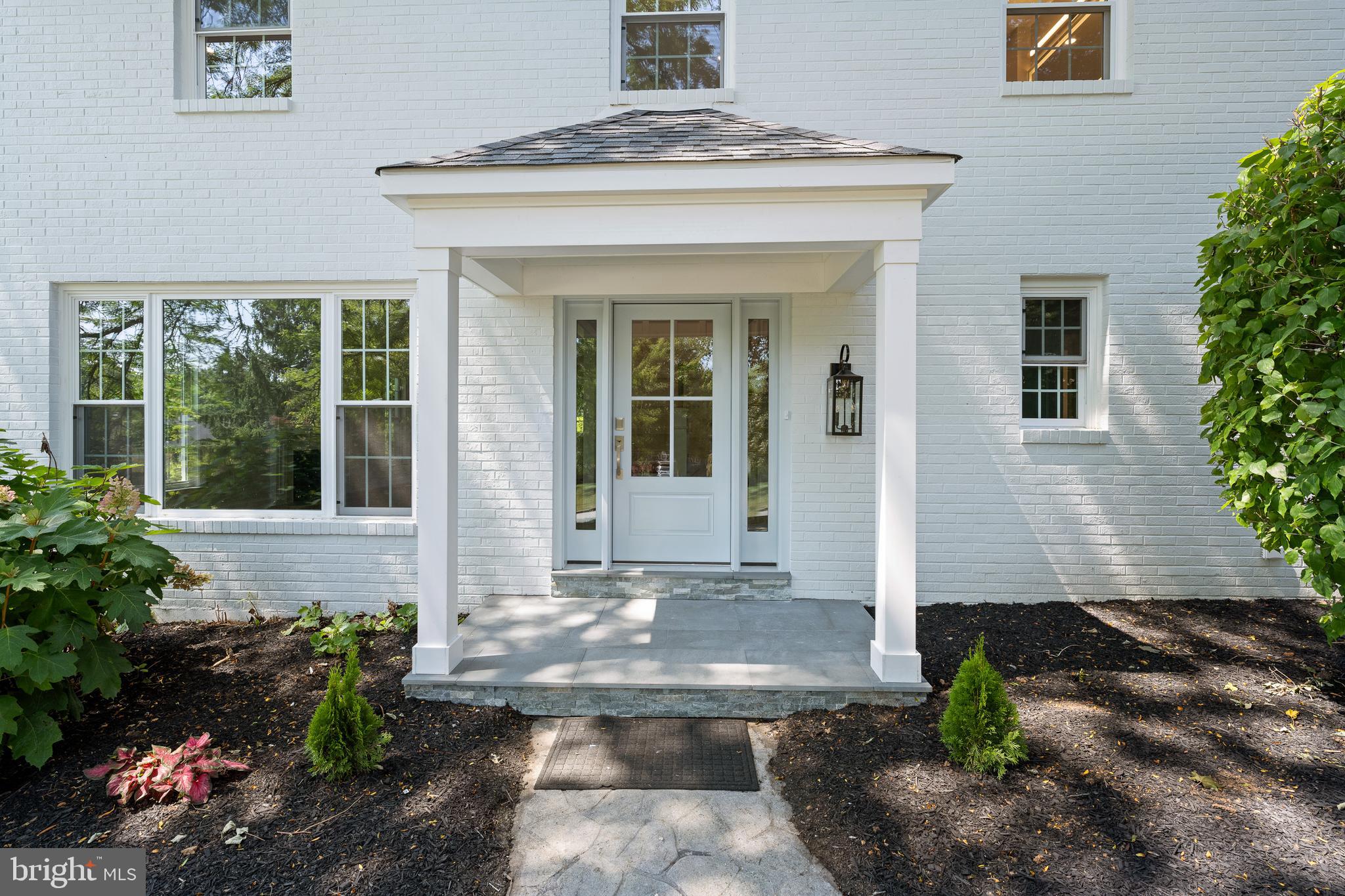 771 Worthington Road Wayne, PA 19087 - Photo 4 of 51 Front Entrance