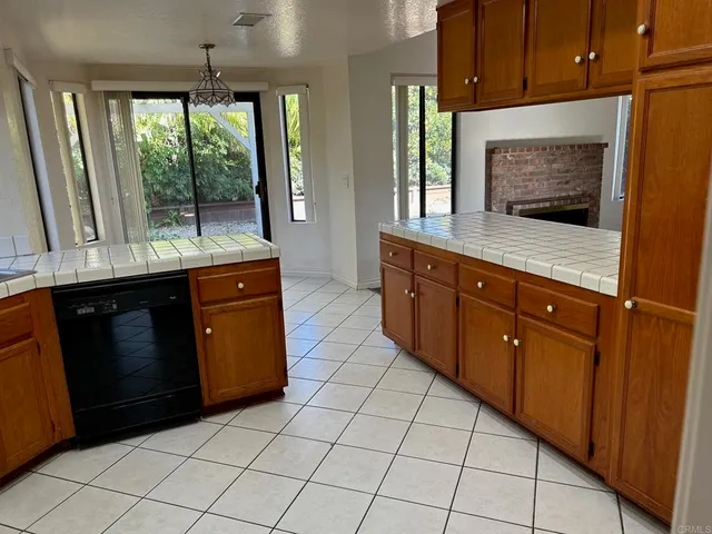 $3,975 | 1760 Harold Road, Escondido, CA 92026