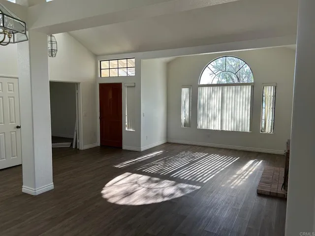 $3,975 | 1760 Harold Road, Escondido, CA 92026