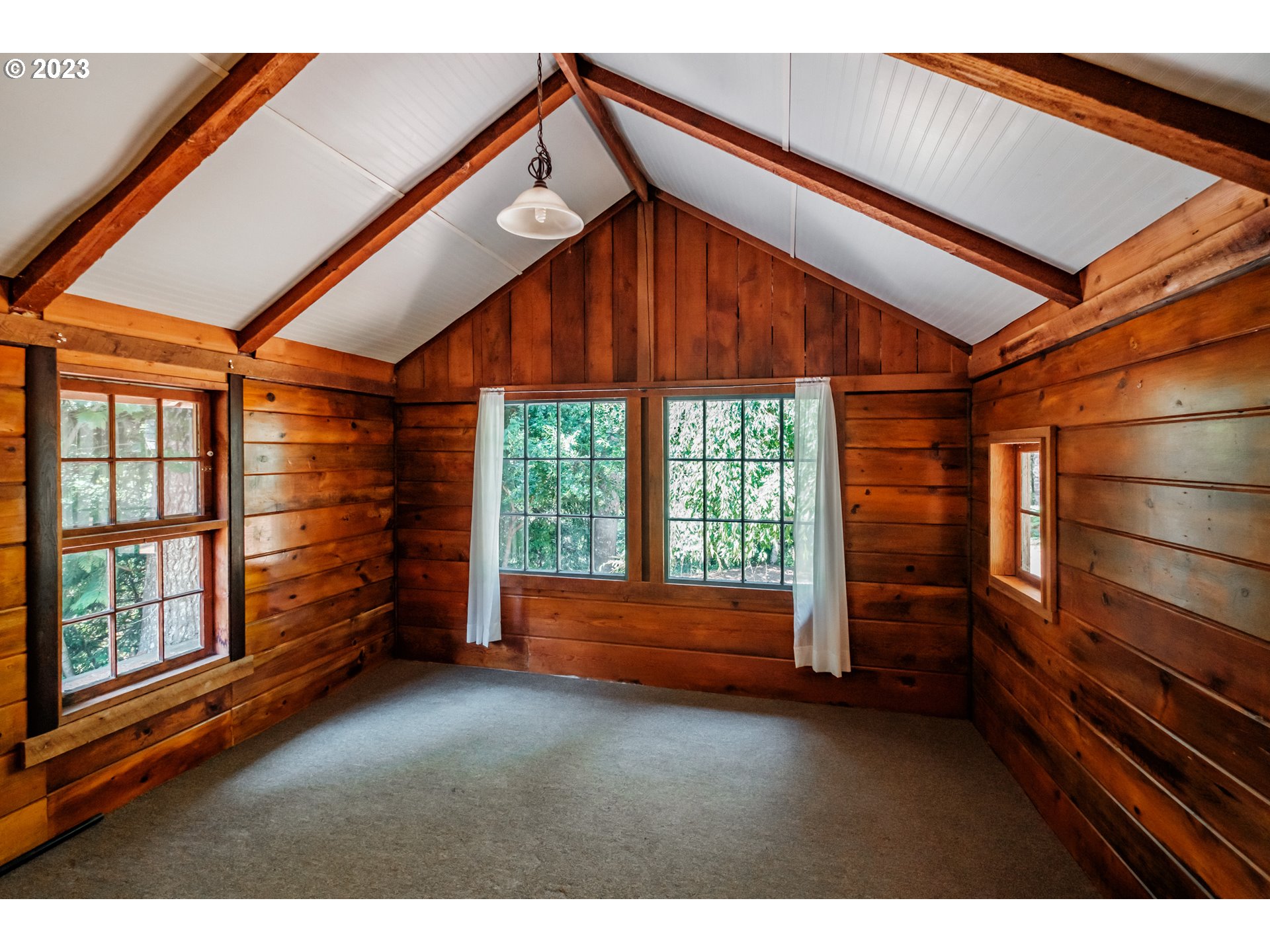 10846 Middle Creek Road Myrtle Point, OR 97458 - Photo 18 of 41 Gallery Image 18
