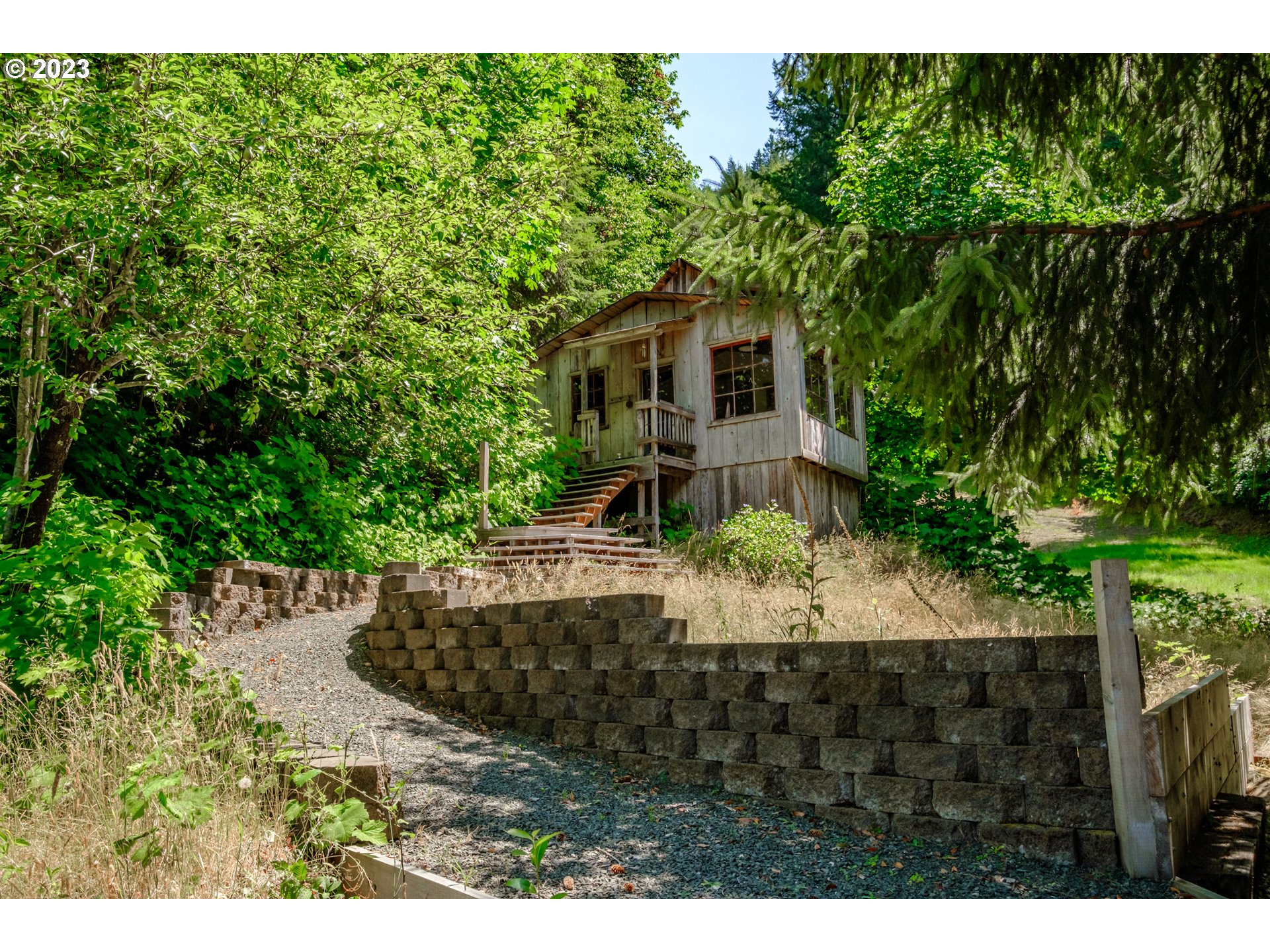 10846 Middle Creek Road Myrtle Point, OR 97458 - Photo 38 of 41 Gallery Image 38