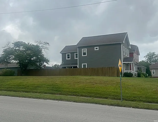 $29,500 | 209 East Oak Street, Washington, IN 47501