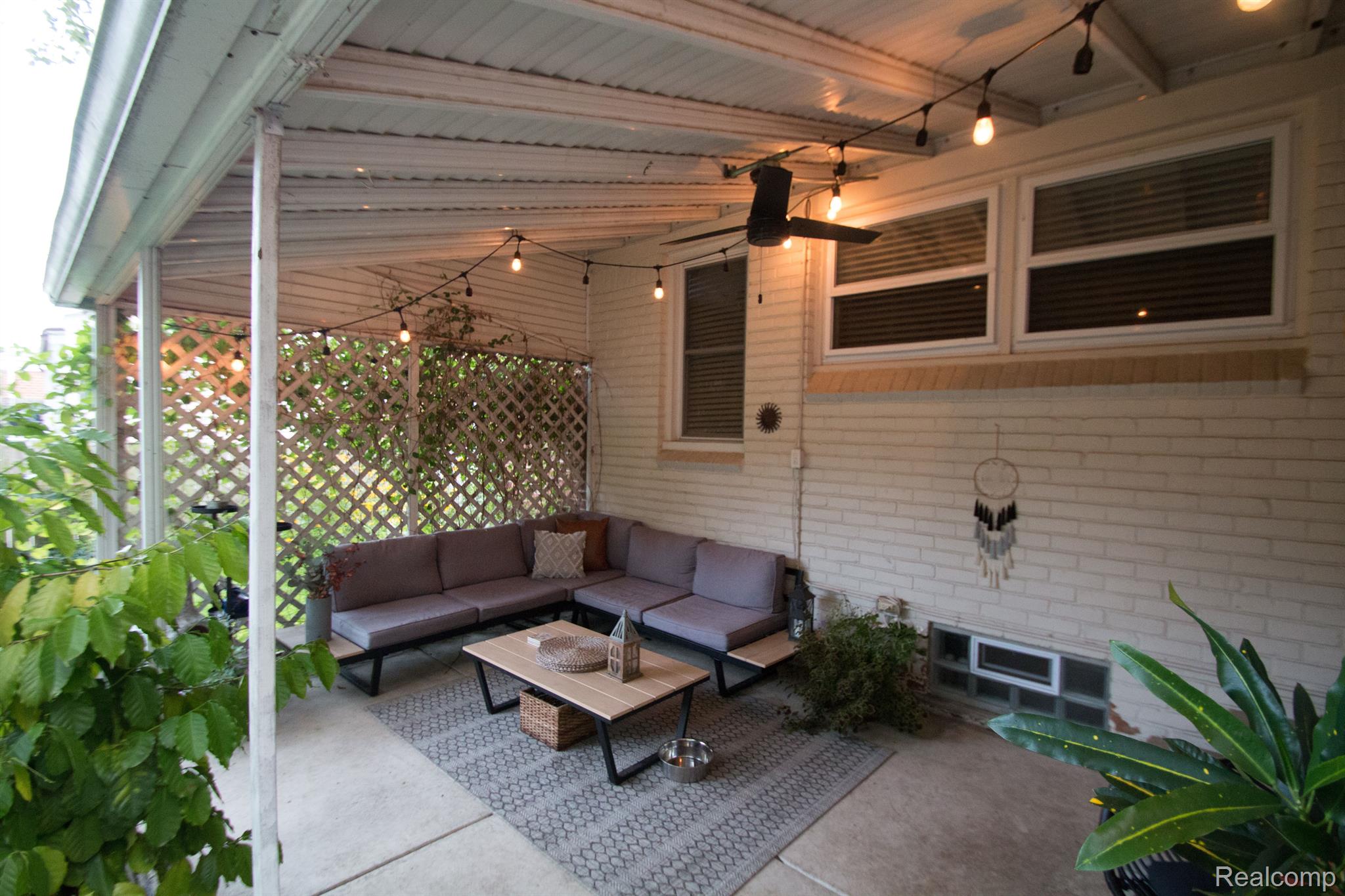 107 Normandy Road Royal Oak, MI 48073 - Photo 24 of 43 Gallery Image 24