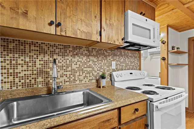 a view of a kitchen counter top space