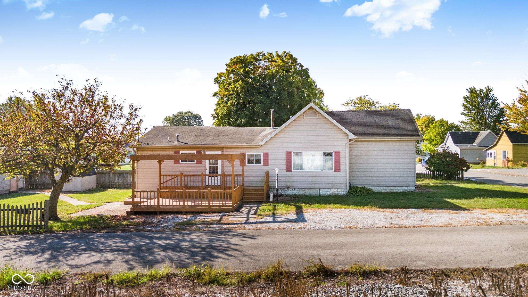 543 North East Street Tipton, IN 46072 - Photo 2 of 32