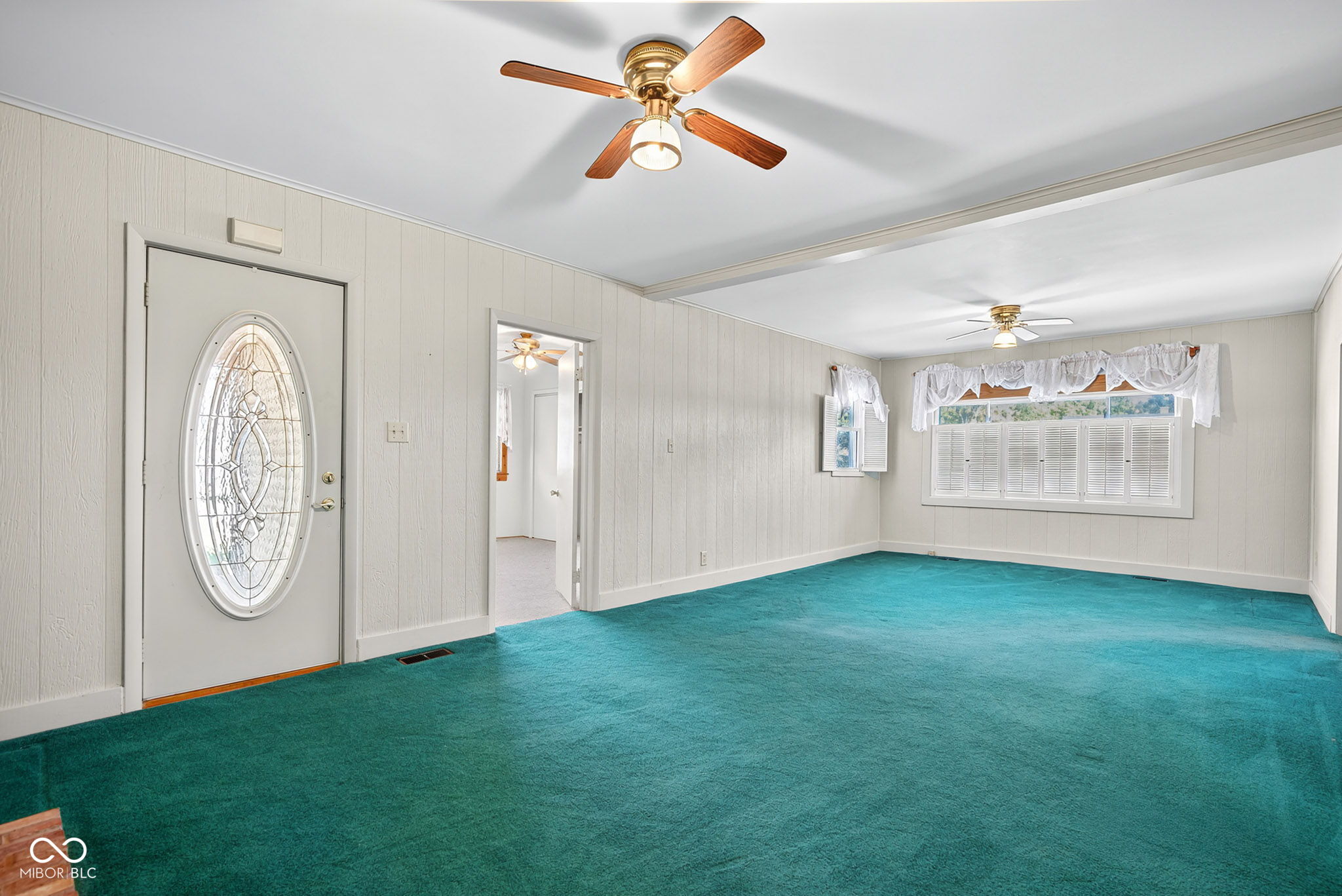 543 North East Street Tipton, IN 46072 - Photo 4 of 32