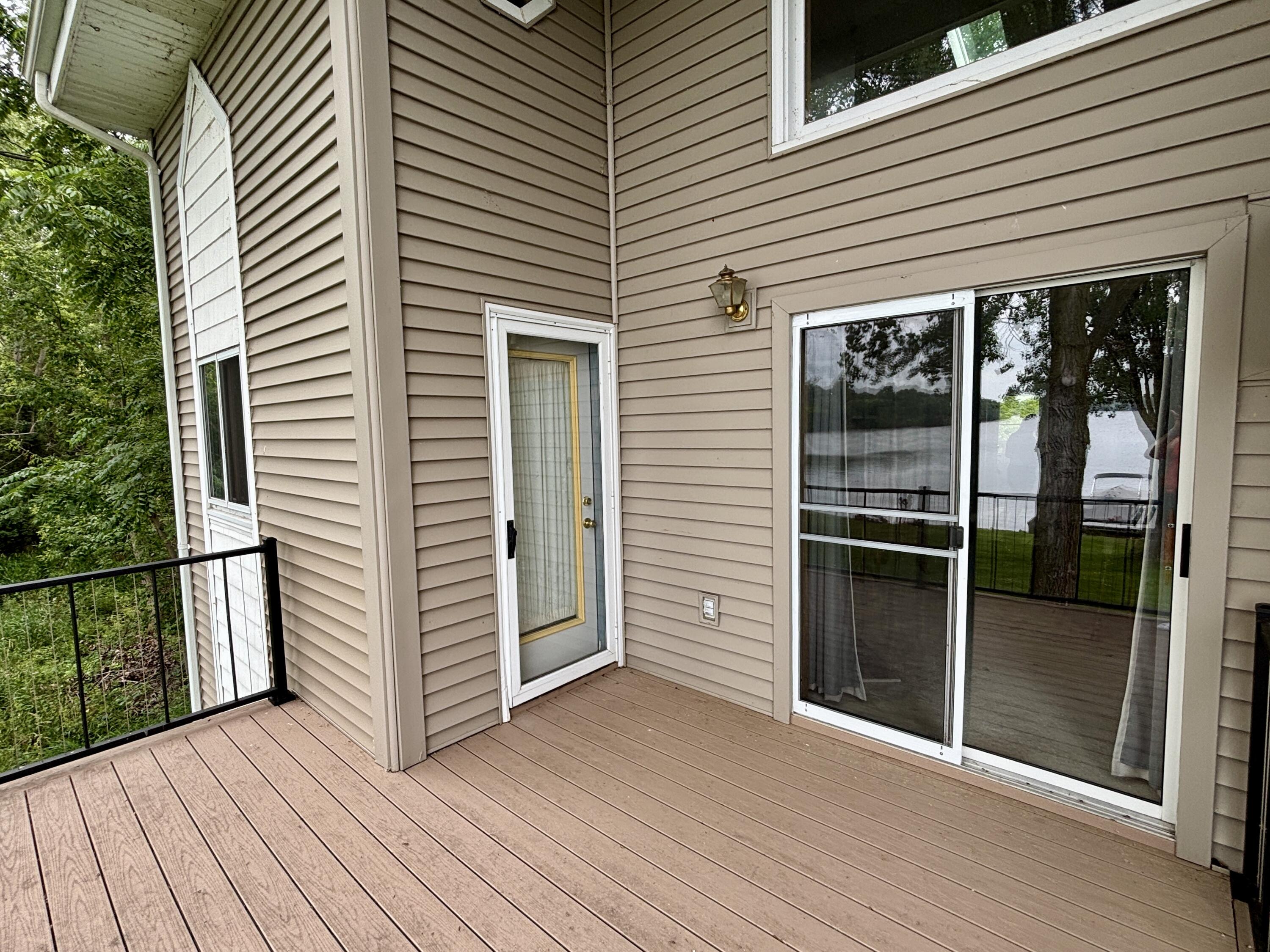 717 East Lakeview Road, Unit 8 Juneau, WI 53039 - Photo 31 of 33 IMG_7929