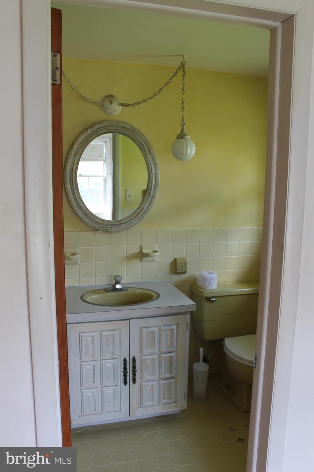 2400 Hillcrest Road Quakertown, PA 18951 - Photo 19 of 27 Gallery Image 19