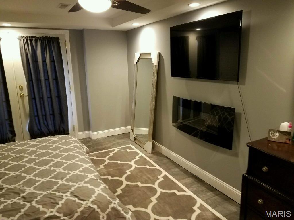 1856 East Broadway Alton, IL 62002 - Photo 13 of 20