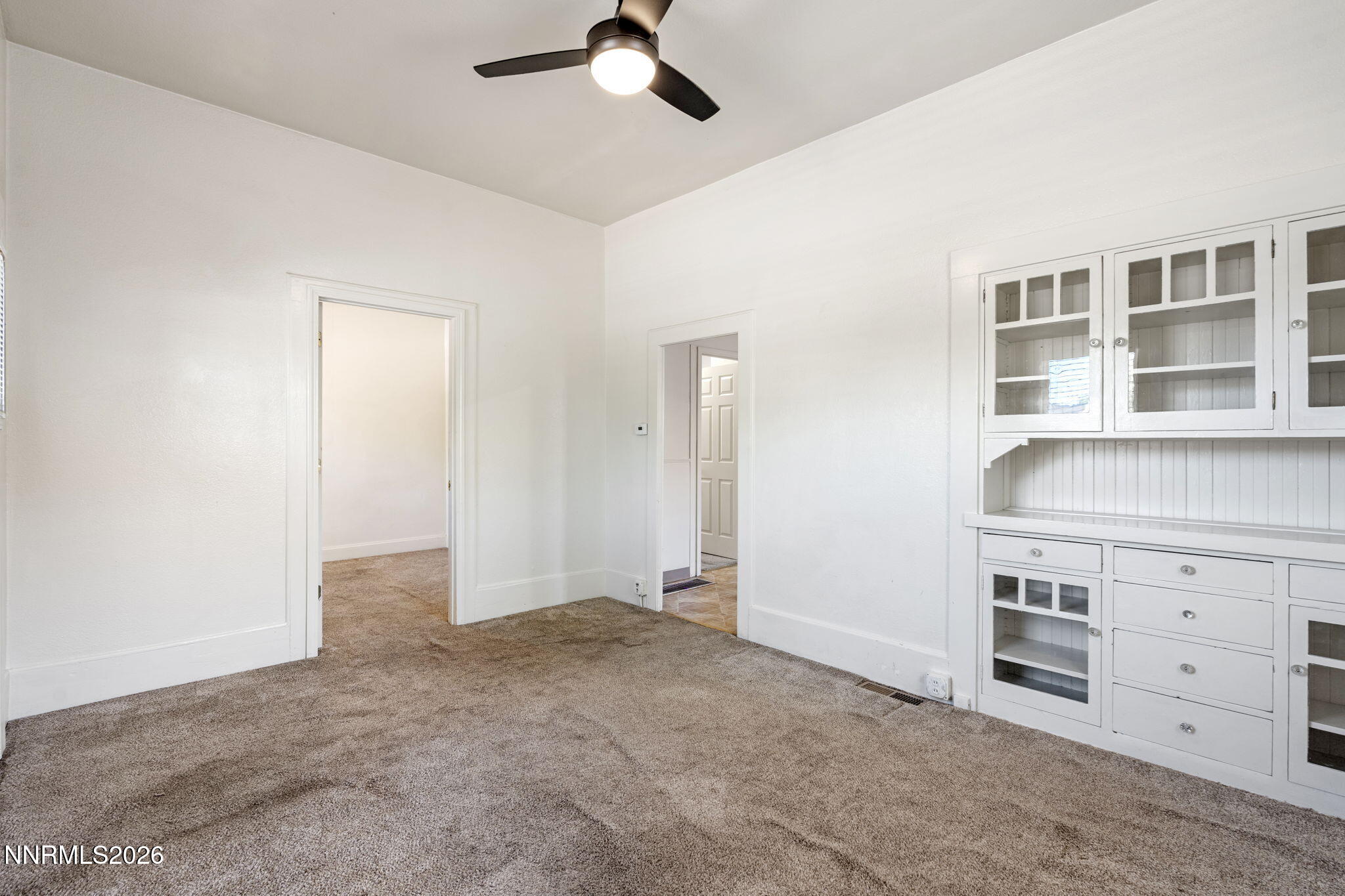 128 Keystone Avenue Reno, NV 89503 - Photo 6 of 34 2-web-or-mls-DSC09918