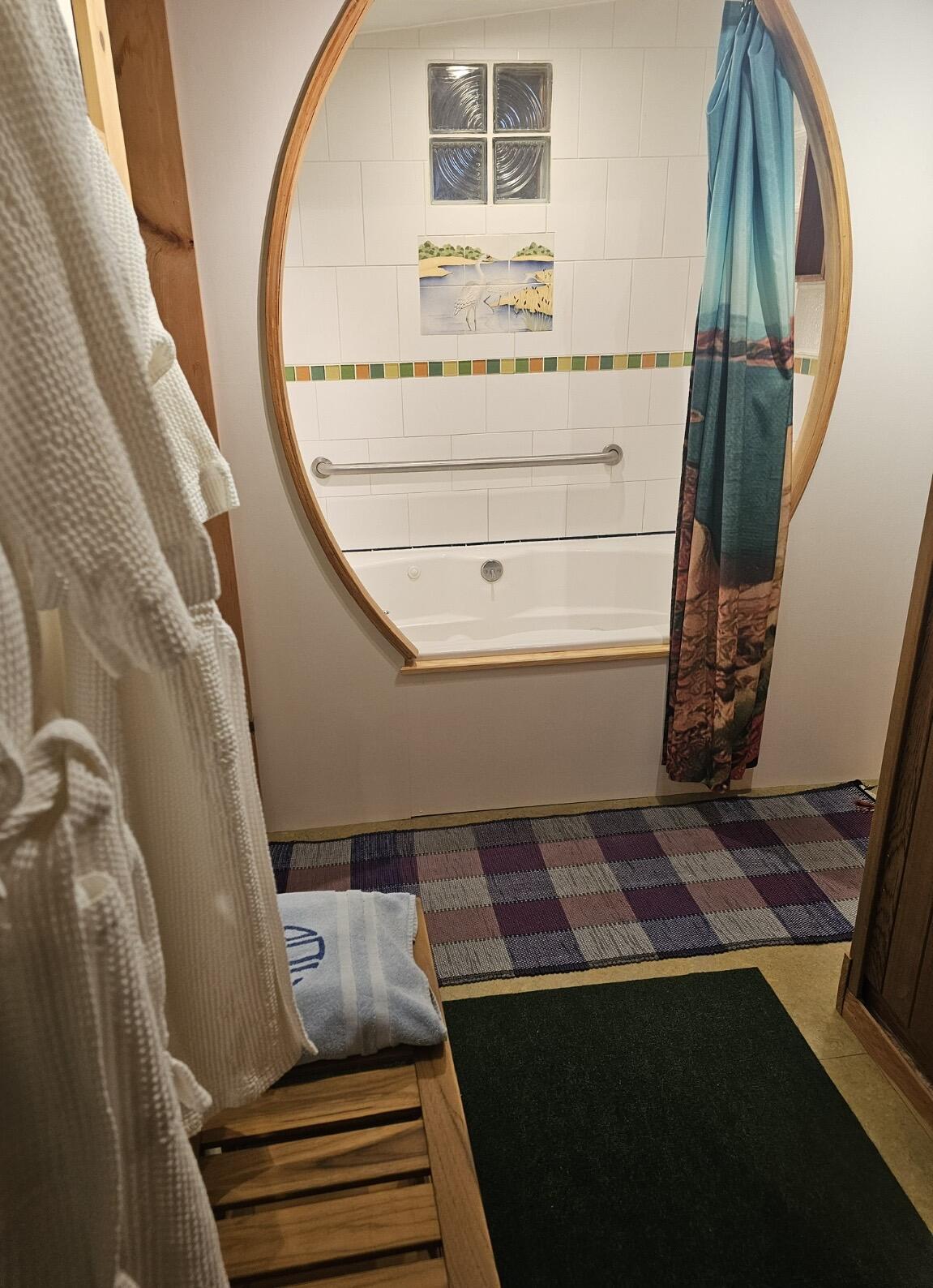 13 Friendship Road Waldoboro, ME 04572 - Photo 20 of 85 Tub