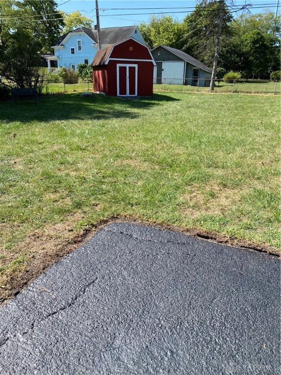 7911 Melody Road Clayton, OH 45415 - Photo 2 of 19
