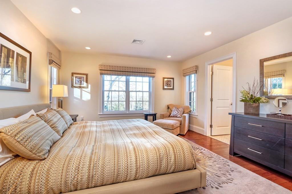 128 Kirkstall Road Newton, MA 02460 - Photo 19 of 38