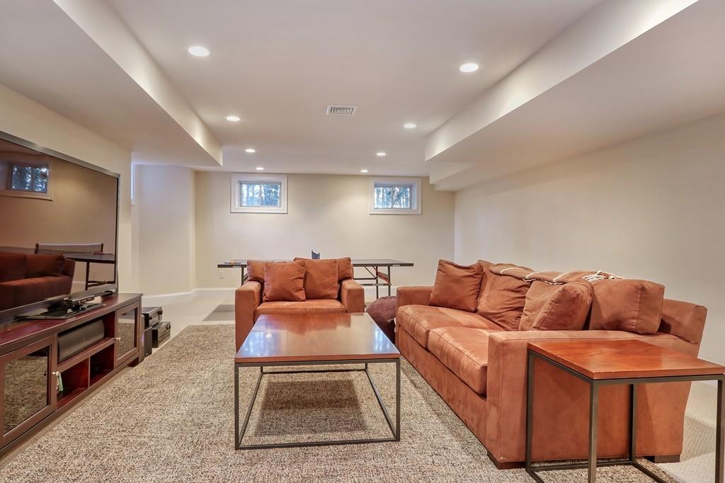 128 Kirkstall Road Newton, MA 02460 - Photo 21 of 38