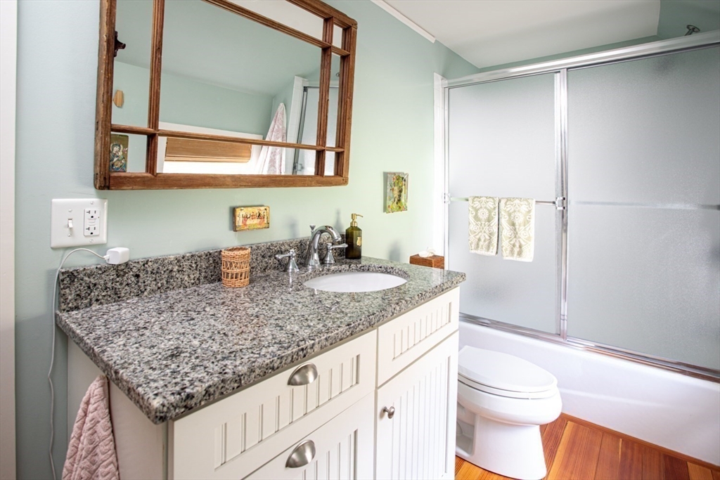 41 Drift Road Westport, MA 02790 - Photo 30 of 38