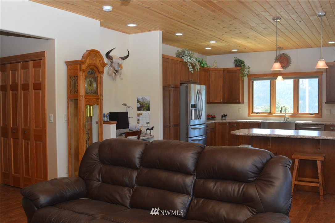 250 Twisp River Road Twisp, WA 98856 - Photo 6 of 25 Gallery Image 6
