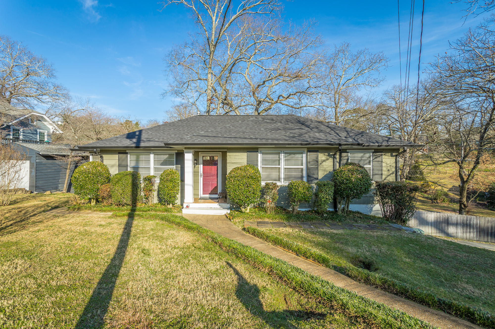 1281 Duane Road Chattanooga, TN 37405 - Photo 1 of 58 Front View