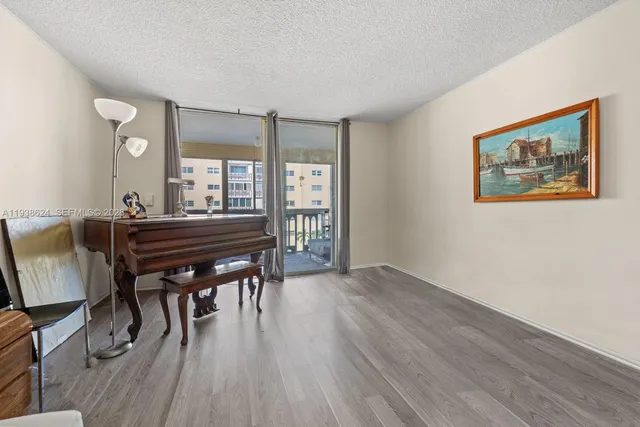 $140,000 | 421 Northeast 14th Avenue, Unit 405, Hallandale Beach, FL 33009