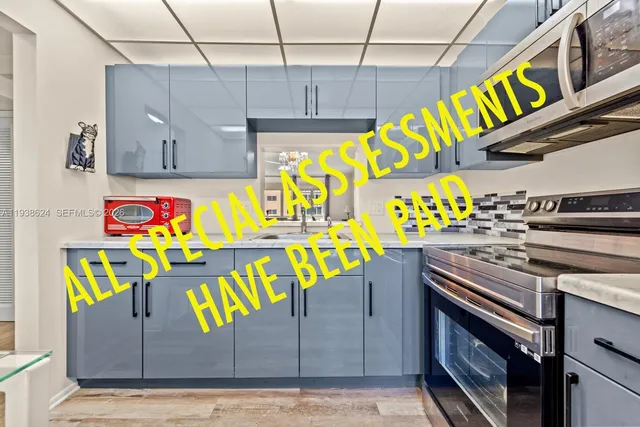 $140,000 | 421 Northeast 14th Avenue, Unit 405, Hallandale Beach, FL 33009