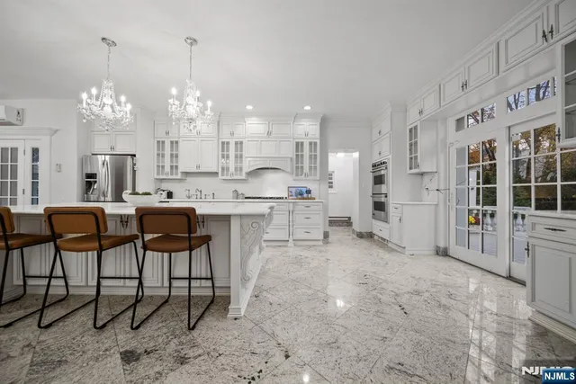 $1,849,000 | 3 Serafin Place, Glen Rock, NJ 07452