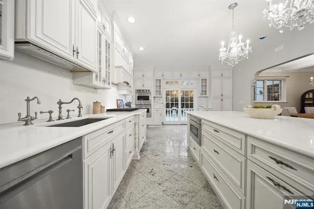 $1,849,000 | 3 Serafin Place, Glen Rock, NJ 07452