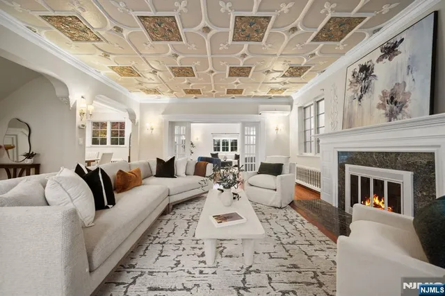 $1,849,000 | 3 Serafin Place, Glen Rock, NJ 07452