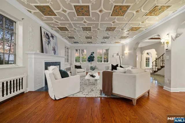 $1,849,000 | 3 Serafin Place, Glen Rock, NJ 07452