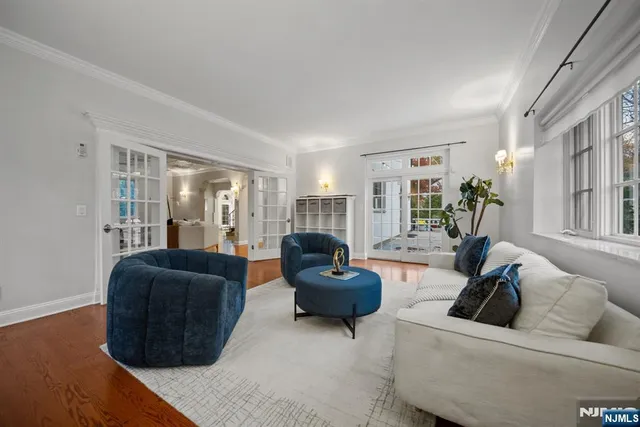 $1,849,000 | 3 Serafin Place, Glen Rock, NJ 07452