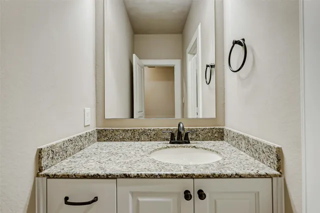 $6,500 | 1418 Du Barry Lane, Houston, TX 77018