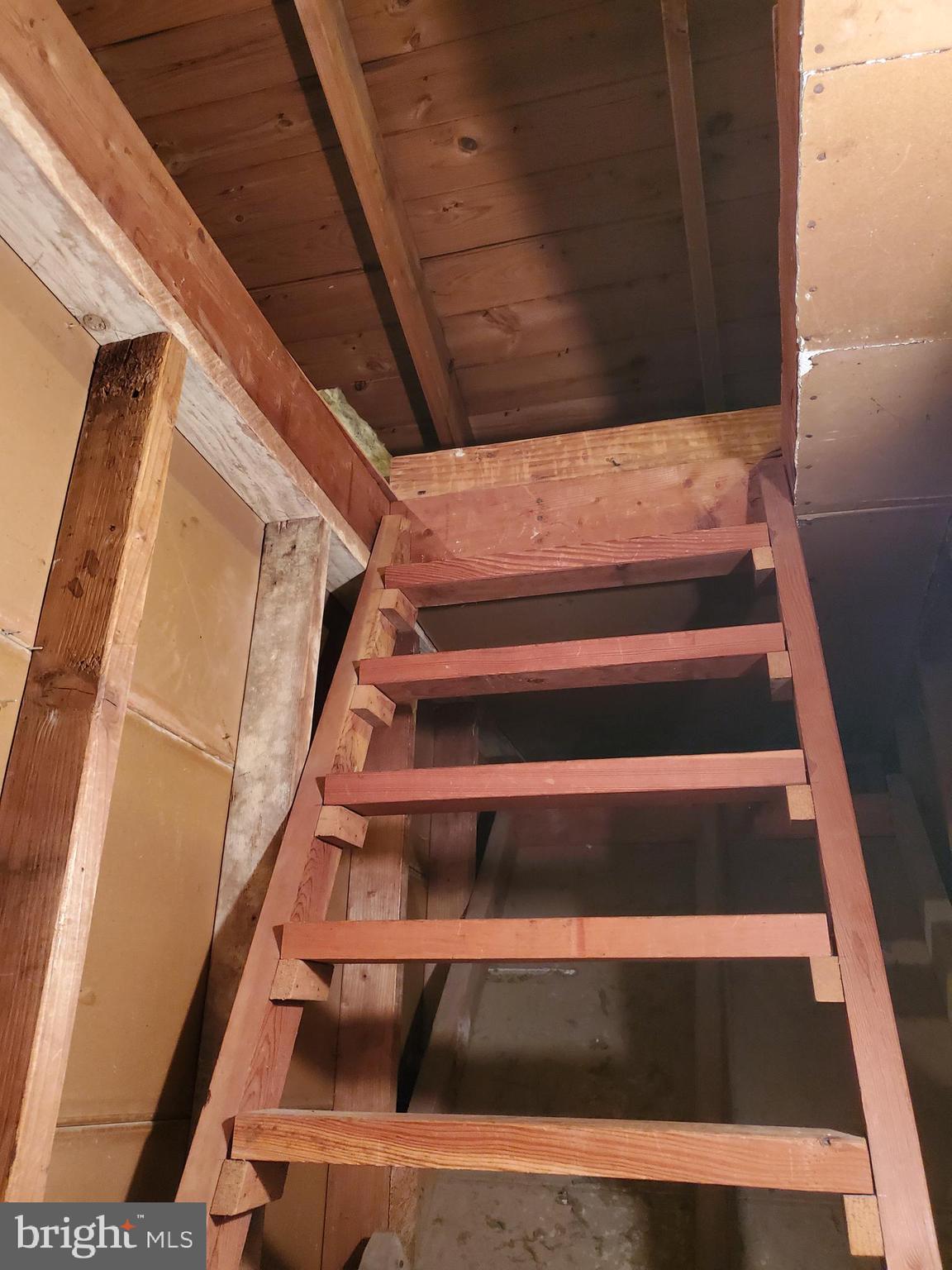 910 Wilhelm Road Harrisburg, PA 17111 - Photo 40 of 43 Access stairwell to storage area