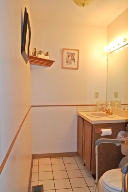 20 Indian Ridge Road Leominster, MA 01453 - Photo 13 of 16 Gallery Image 13