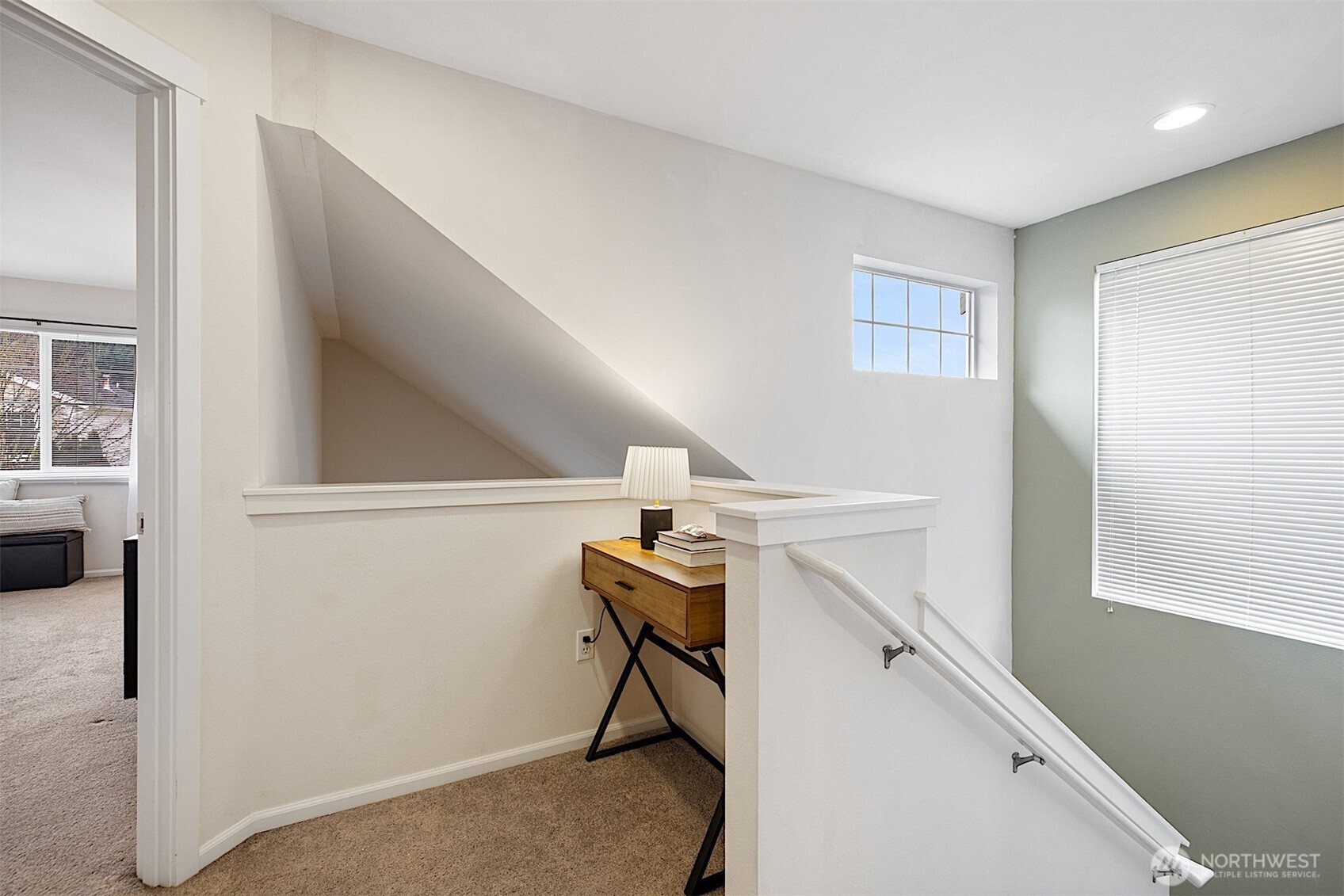 21509 48th Court South, Unit 181 Kent, WA 98032 - Photo 18 of 40 a view of entryway with workspace