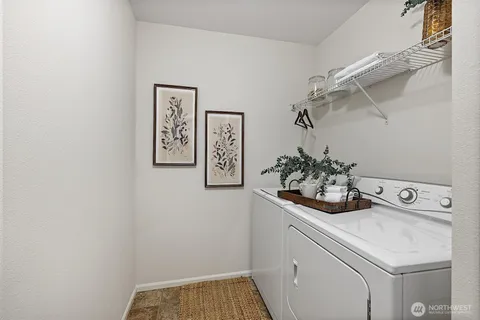 a view of utility room