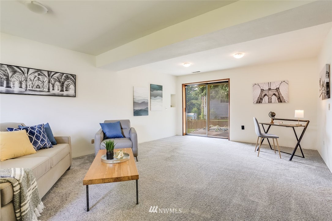 10042 Southeast 192nd Street Renton, WA 98055 - Photo 18 of 24 Gallery Image 18