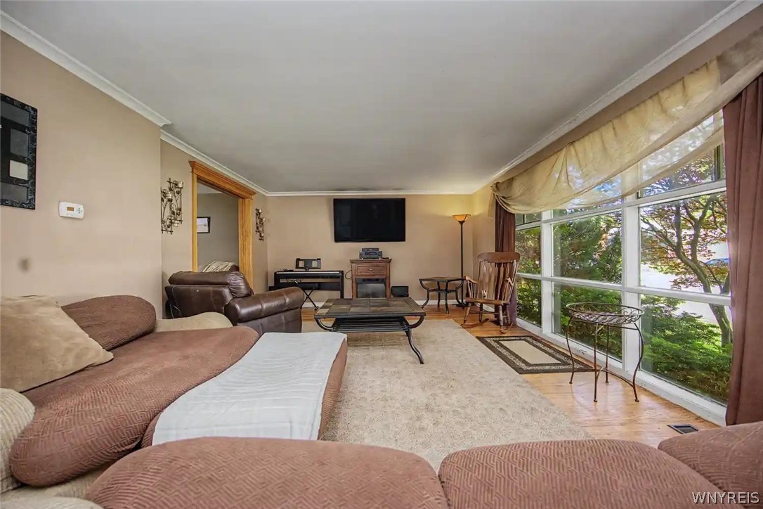 65 Grayton Road Tonawanda, NY 14150 - Photo 13 of 39