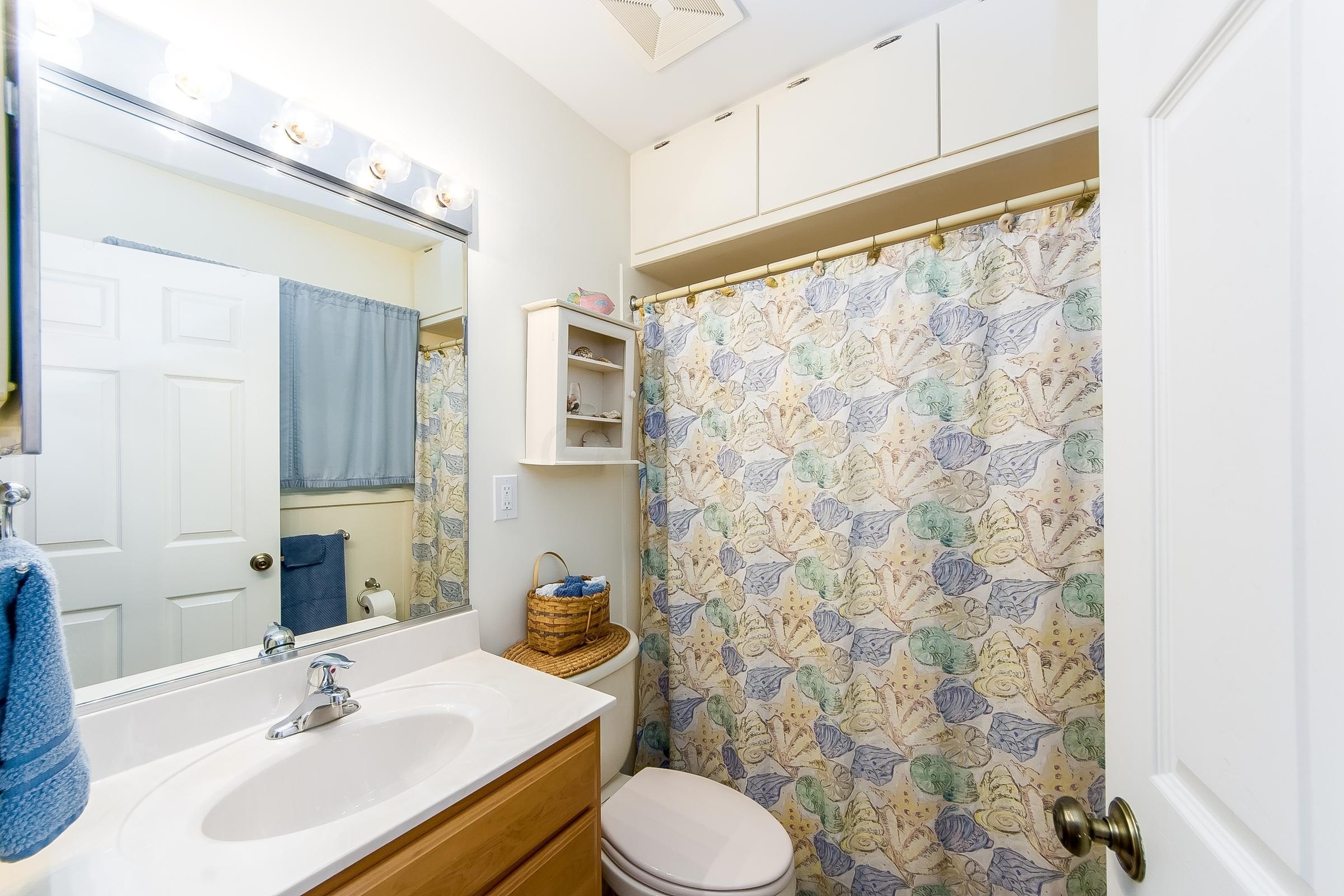 5560 Sinclair Road Columbus, OH 43229 - Photo 14 of 26 Gallery Image 14