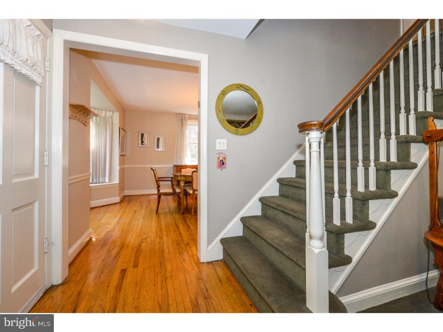 111 Wetherill Road Cheltenham, PA 19012 - Photo 4 of 24 Foyer