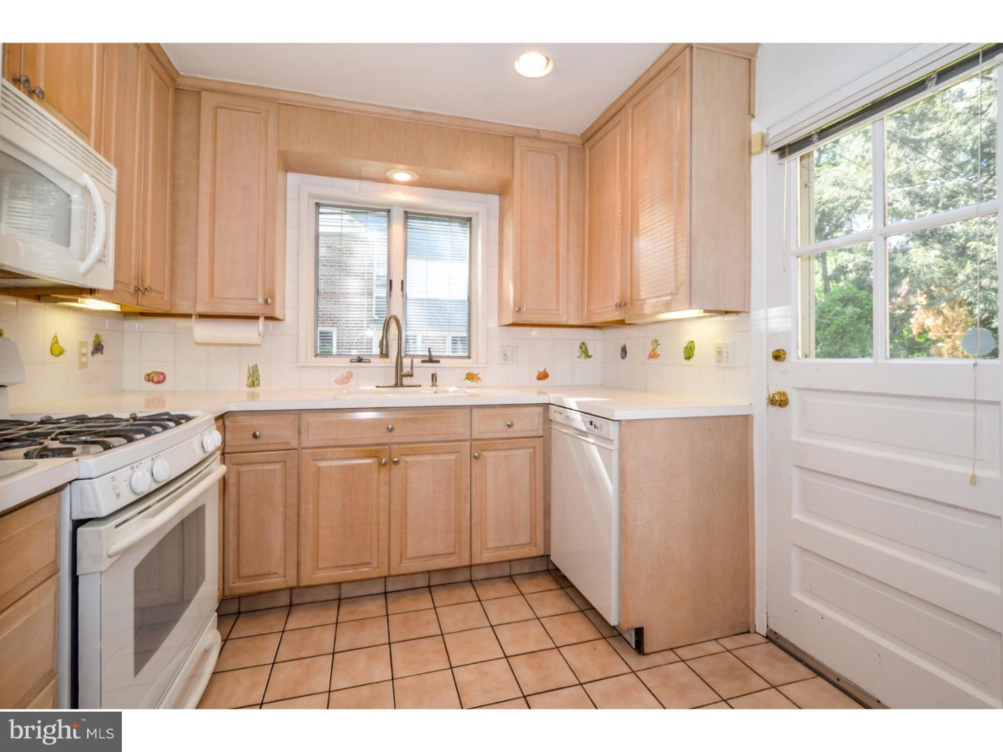 111 Wetherill Road Cheltenham, PA 19012 - Photo 10 of 24 Kitchen