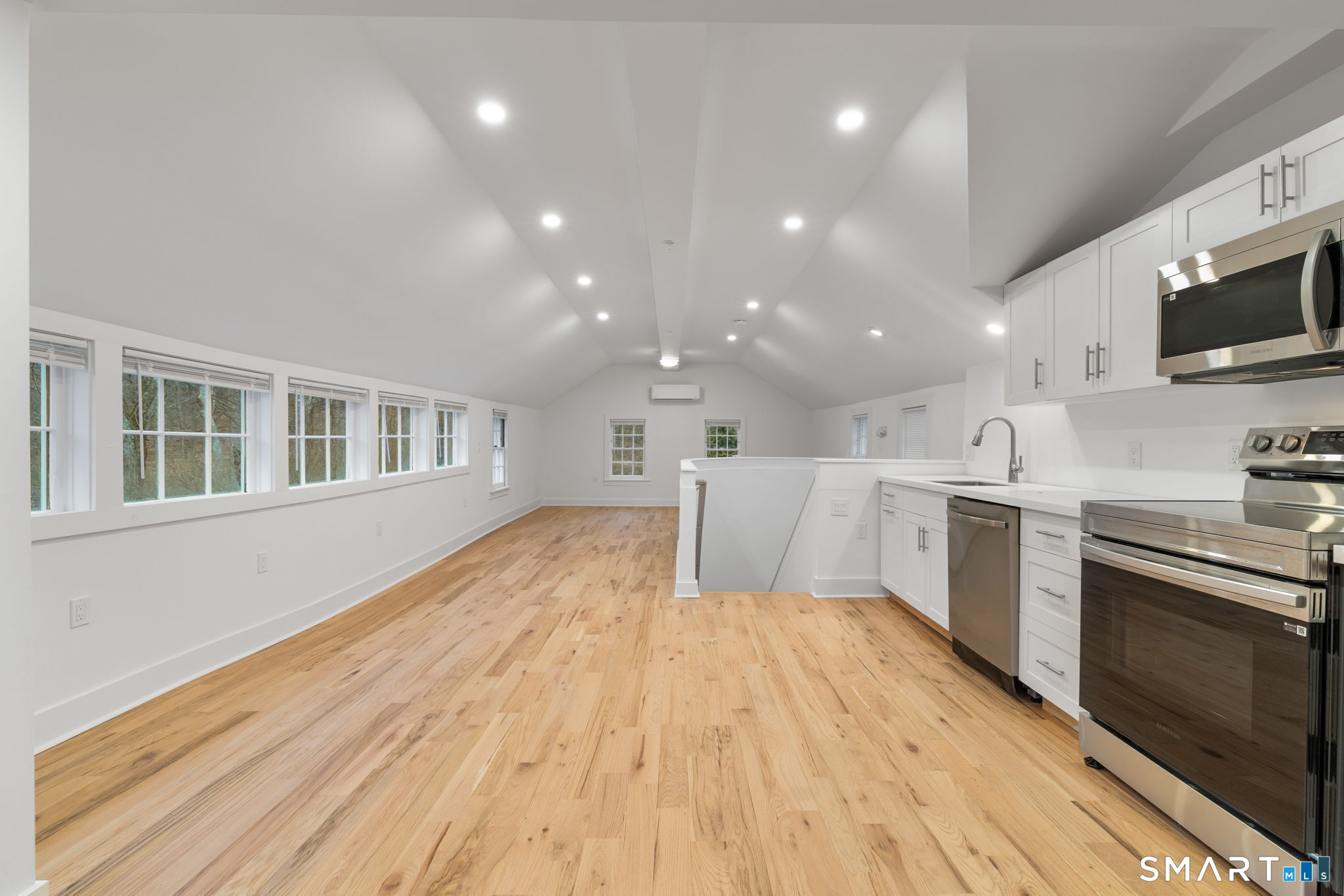 523 Danbury Road, Unit C Wilton, CT 06897 - Photo 7 of 27