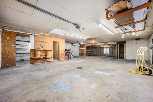 $247,442 | 218 South Robinson Street, Schoolcraft, MI 49087