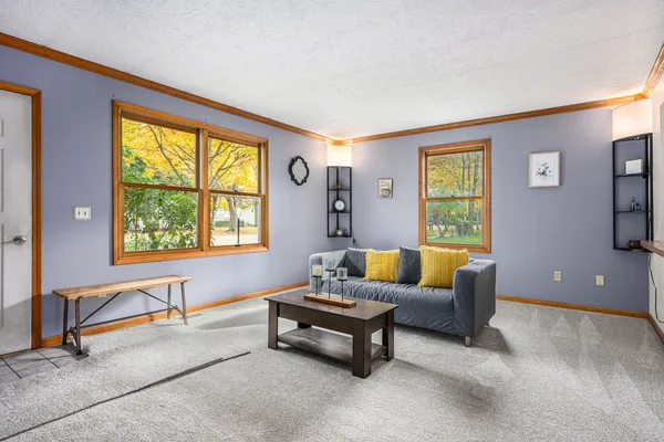 $247,442 | 218 South Robinson Street, Schoolcraft, MI 49087