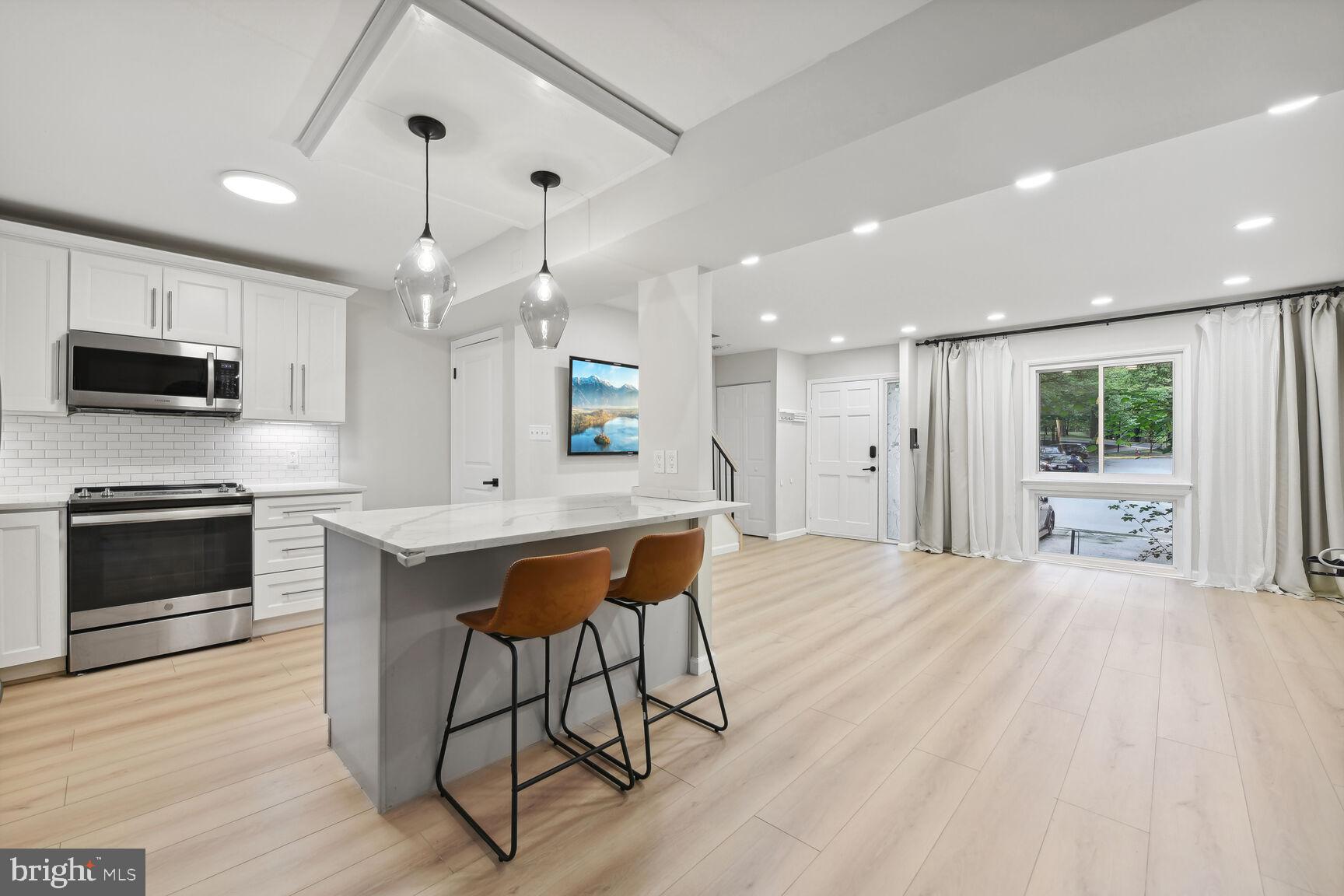 2222 Lofty Heights Place Reston, VA 20191 - Photo 11 of 23 Gallery Image 11