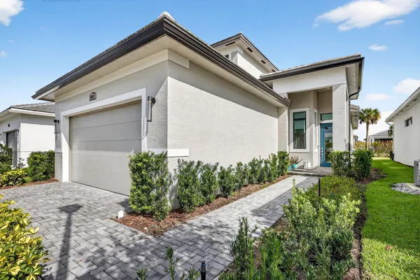$599,000 | 9043 Southwest Vetta Way, Port St. Lucie, FL 34987
