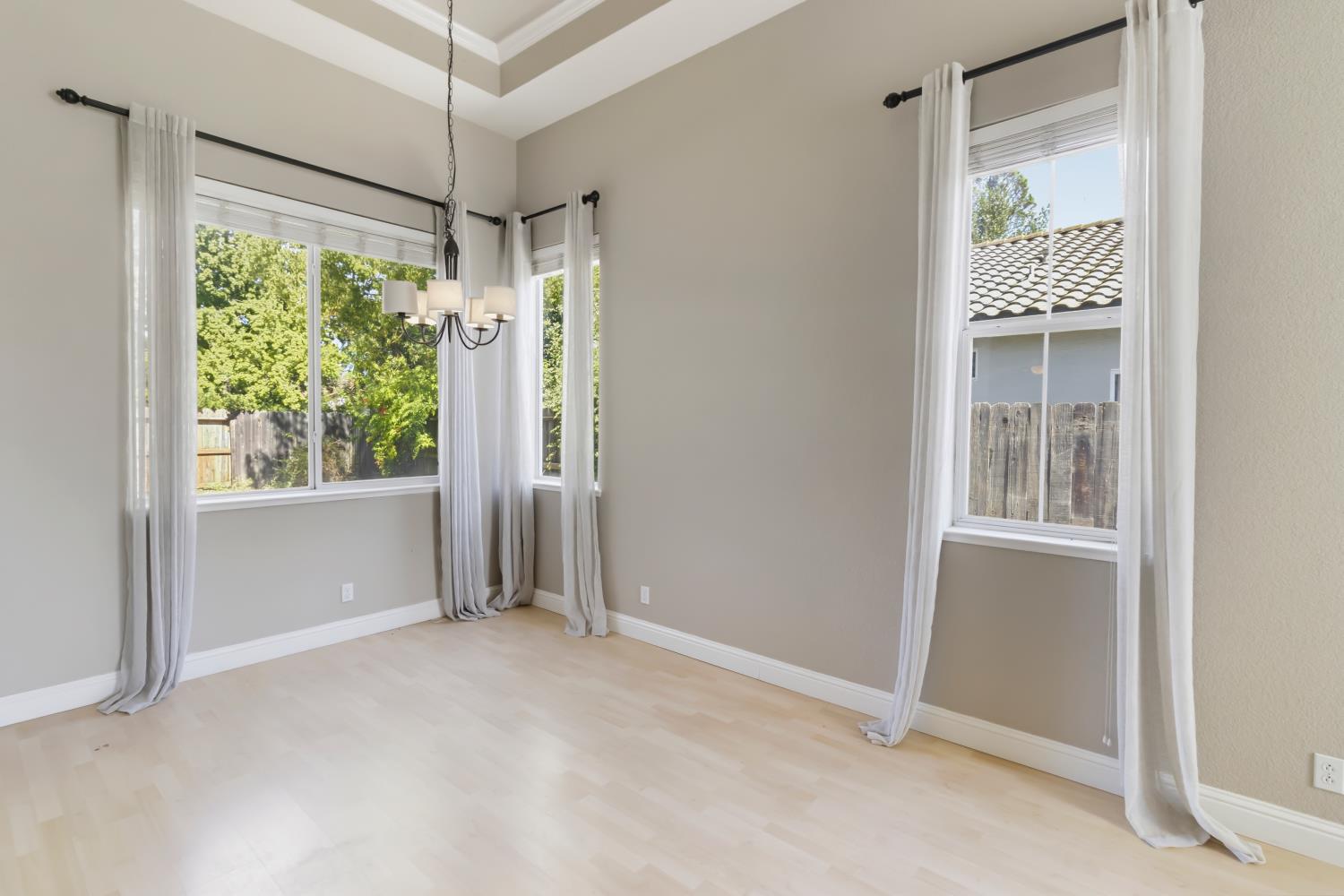 1080 Rudgwick Drive Roseville, CA 95747 - Photo 9 of 68