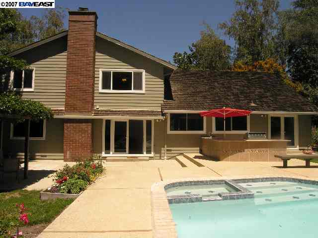 1012 White Gate Road Alamo, CA 94507 - Photo 8 of 9 Gallery Image 8