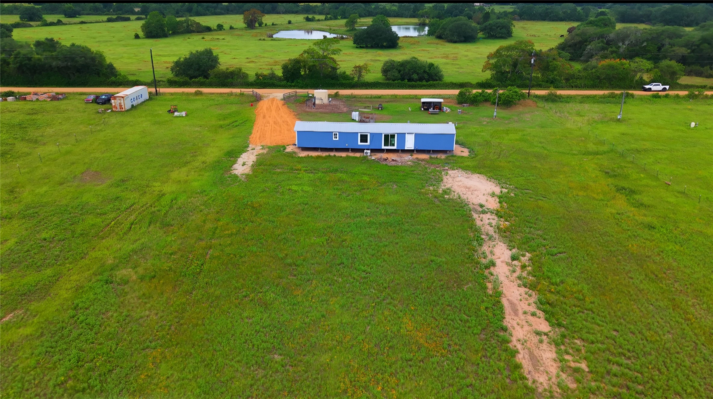 1087 Cr 141 Road Rock Island, TX 77470 - Photo 4 of 18