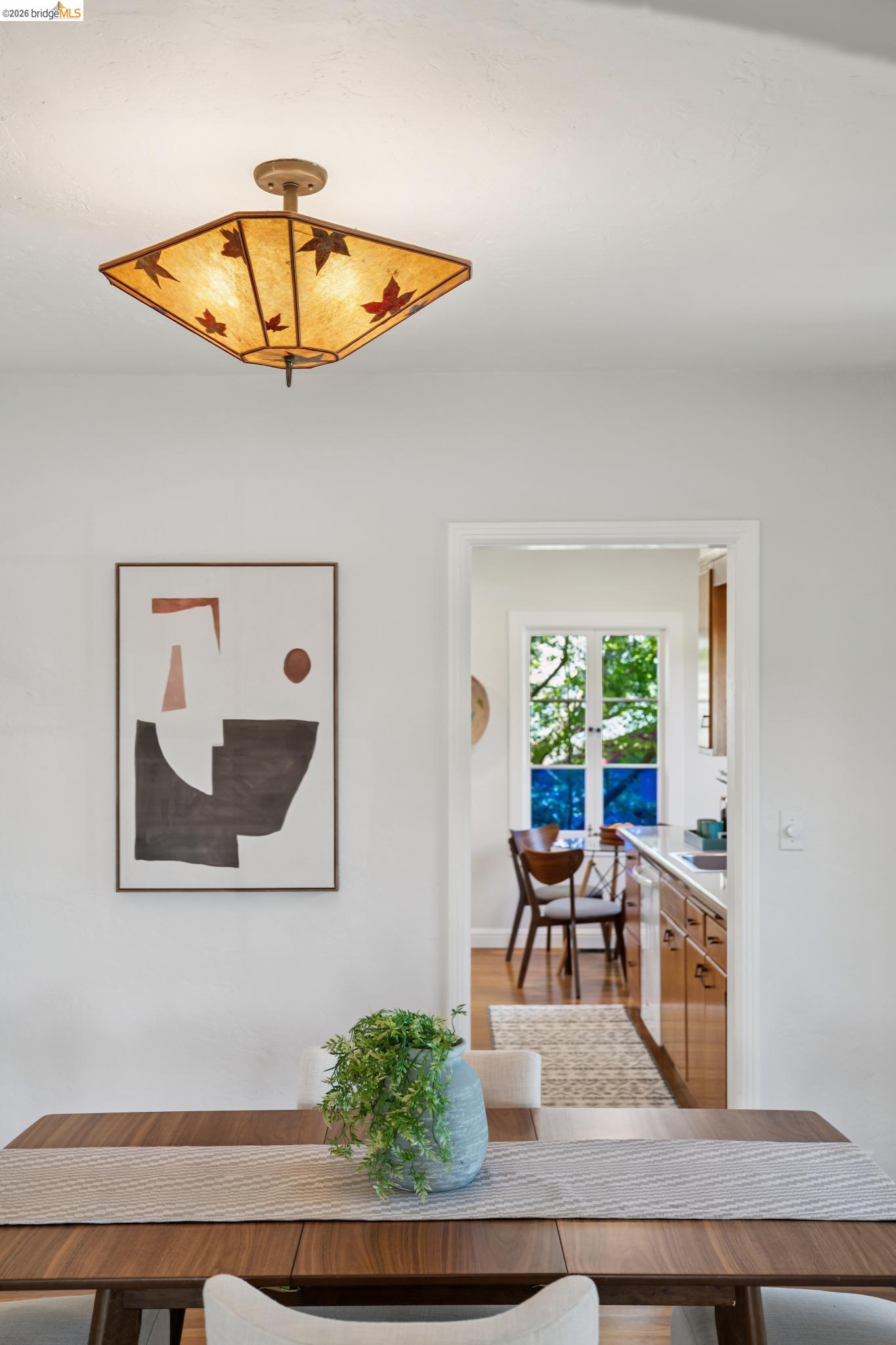 1425 Virginia Street Berkeley, CA 94702 - Photo 13 of 42 a living room with furniture and a table