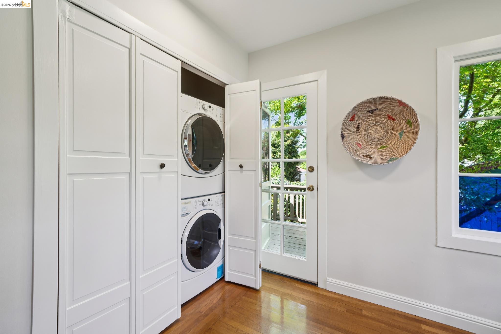 1425 Virginia Street Berkeley, CA 94702 - Photo 18 of 42 a view of a hallway with washer and dryer